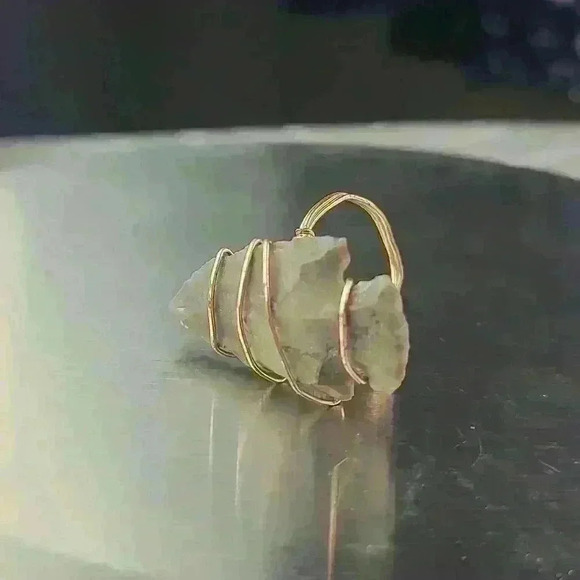 Vintage handmade authentic arrowhead wire ring size 6 - Picture 6 of 15